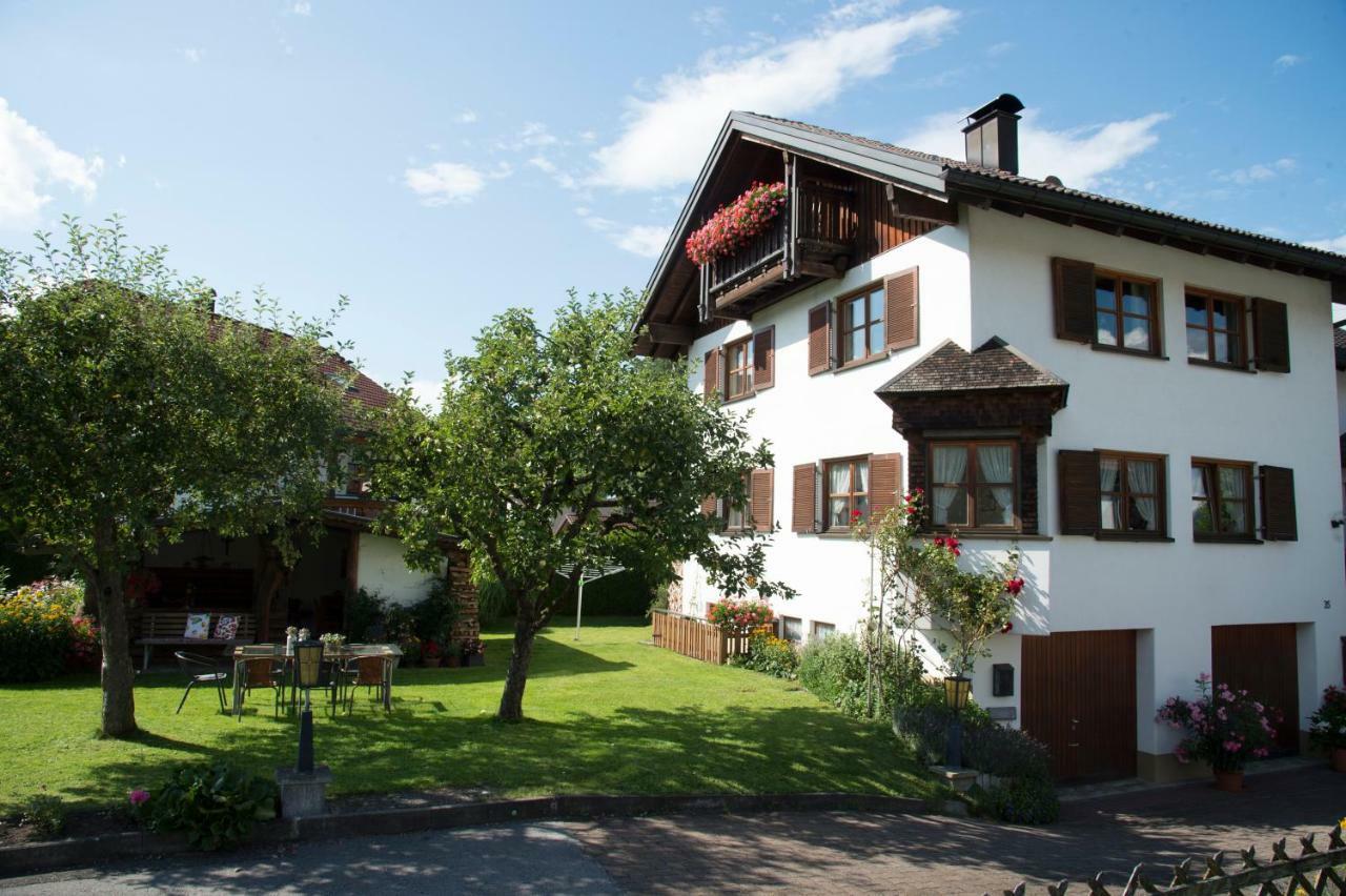 Ferienwohnung Haus Sonnenheim Frastanz Exterior foto